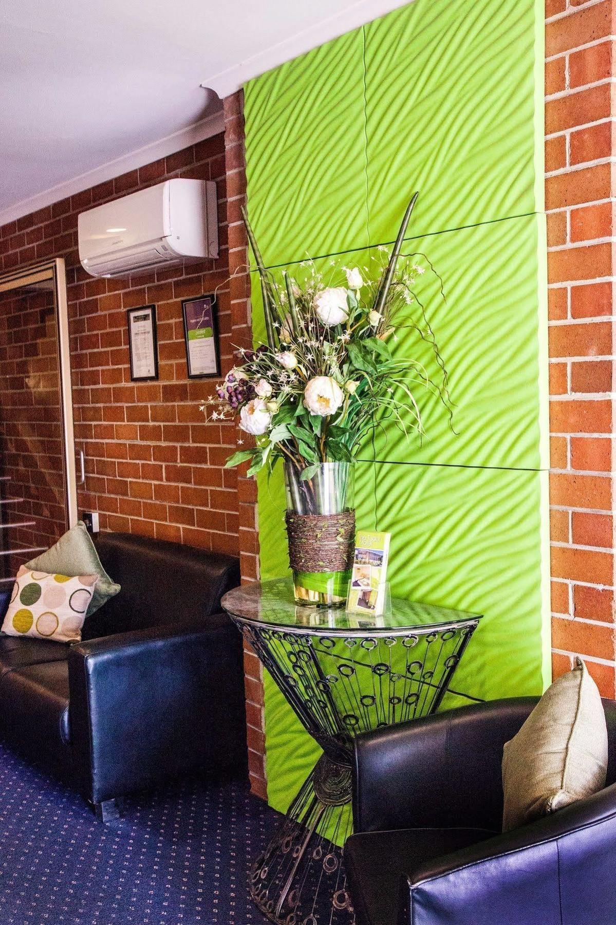 Tudor Inn Newcastle Dış mekan fotoğraf